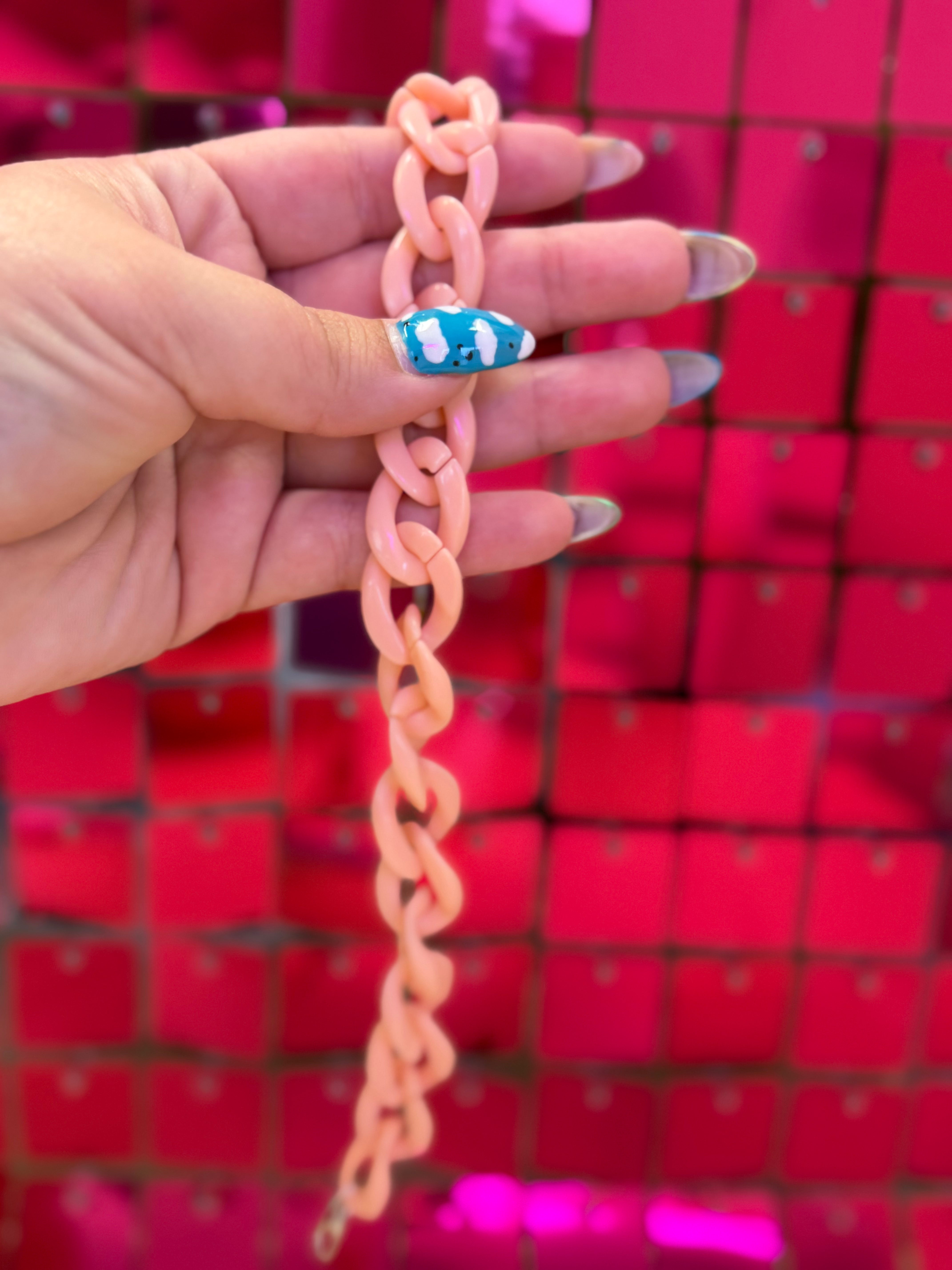 Chunky Pastel Chan Link Hat Chain