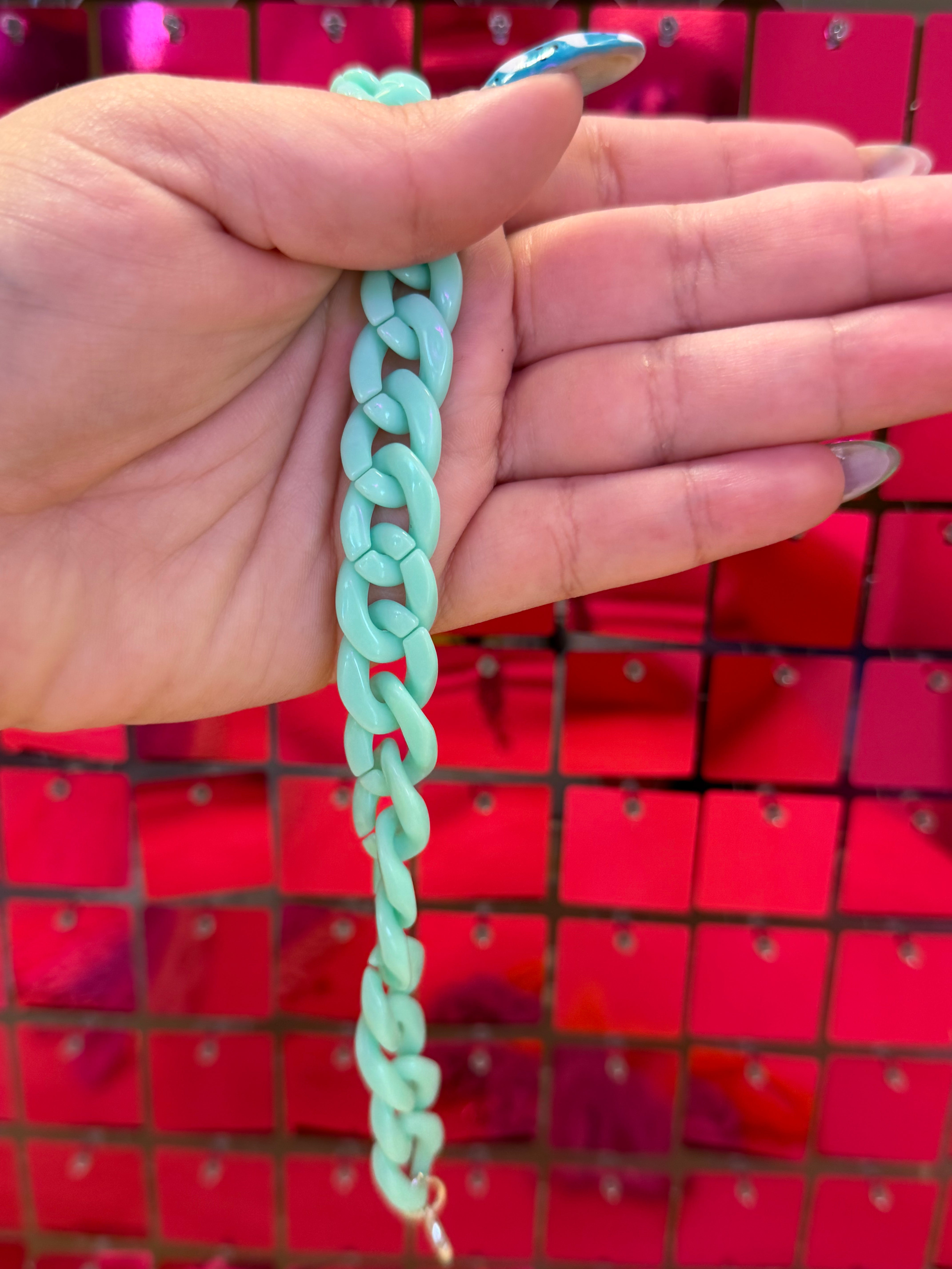 Thin Chain Link Hat Chain