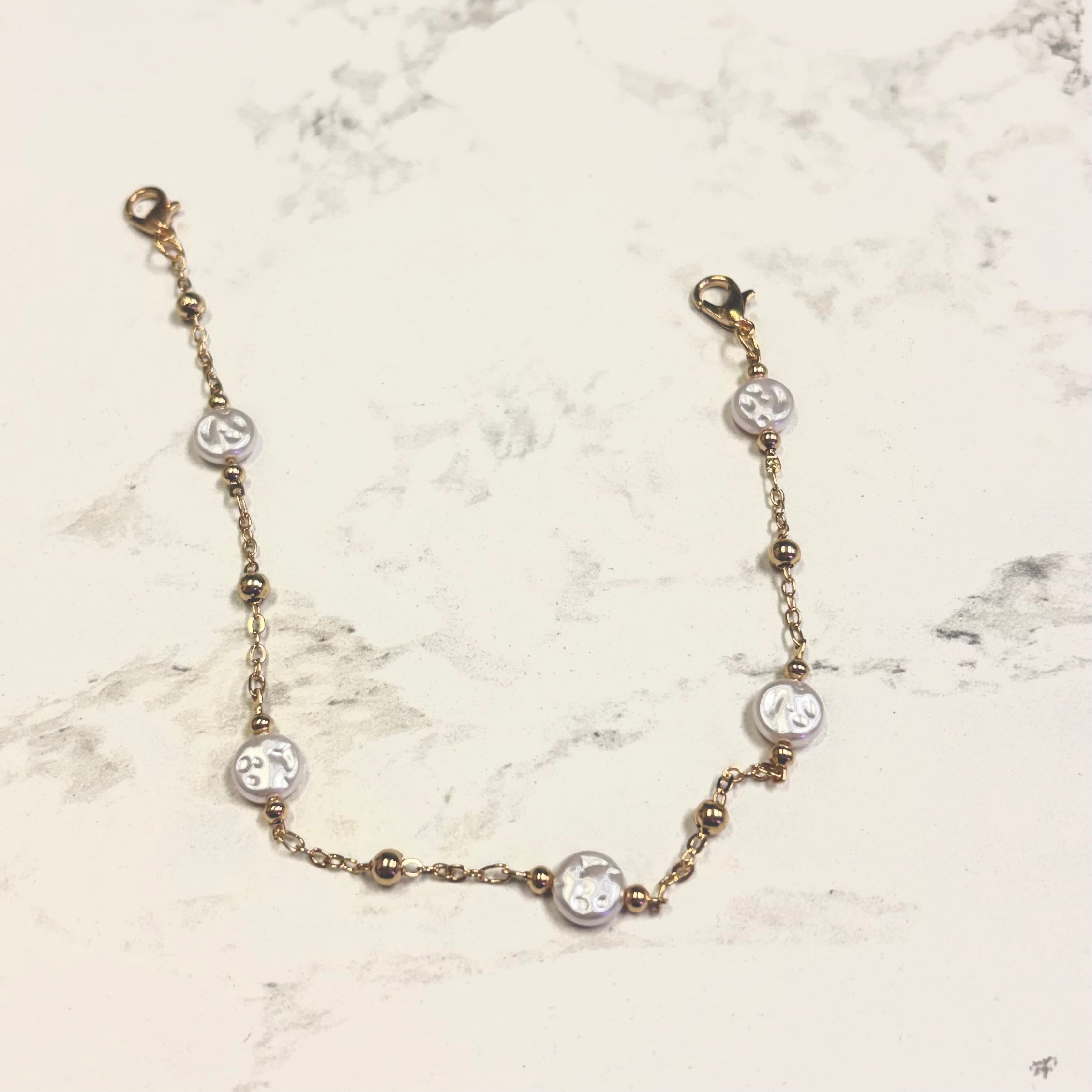 Large Pearl Hat Chain