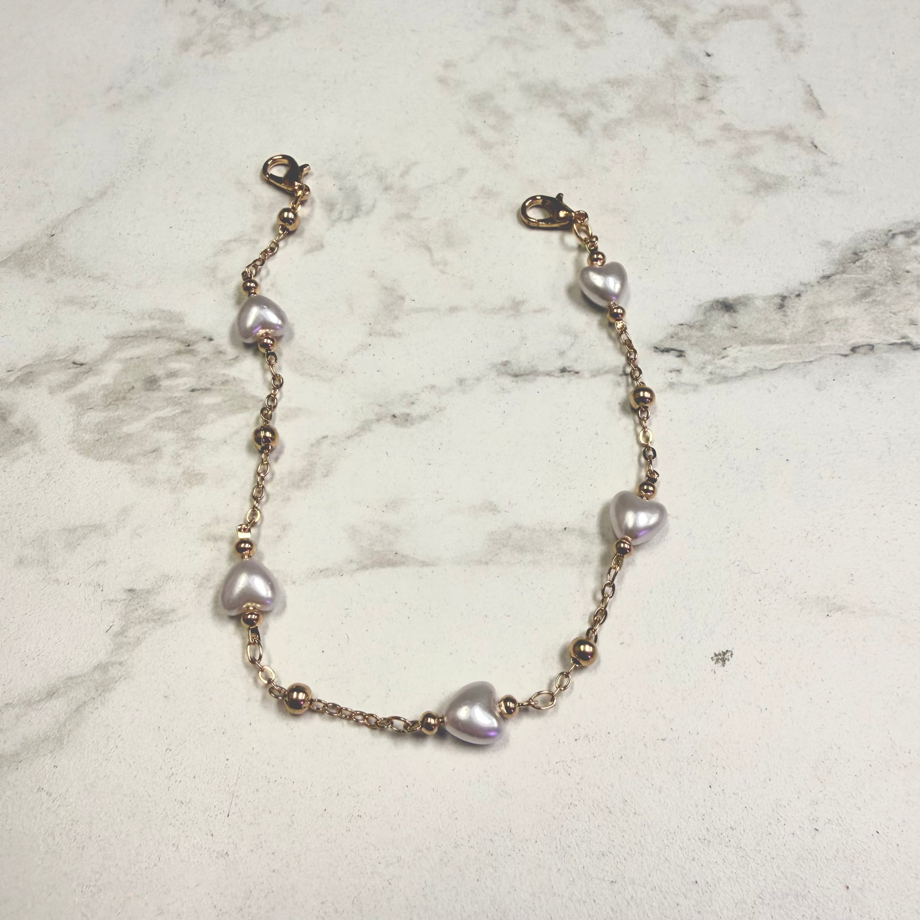 Large Pearl Hat Chain