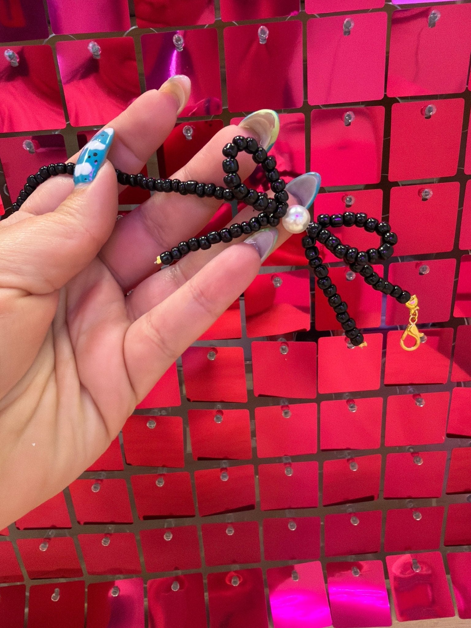 Black Pearl Bow Hat Chain - My Vinyl Craft